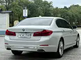 صورة 16 - BMW 5 Series
