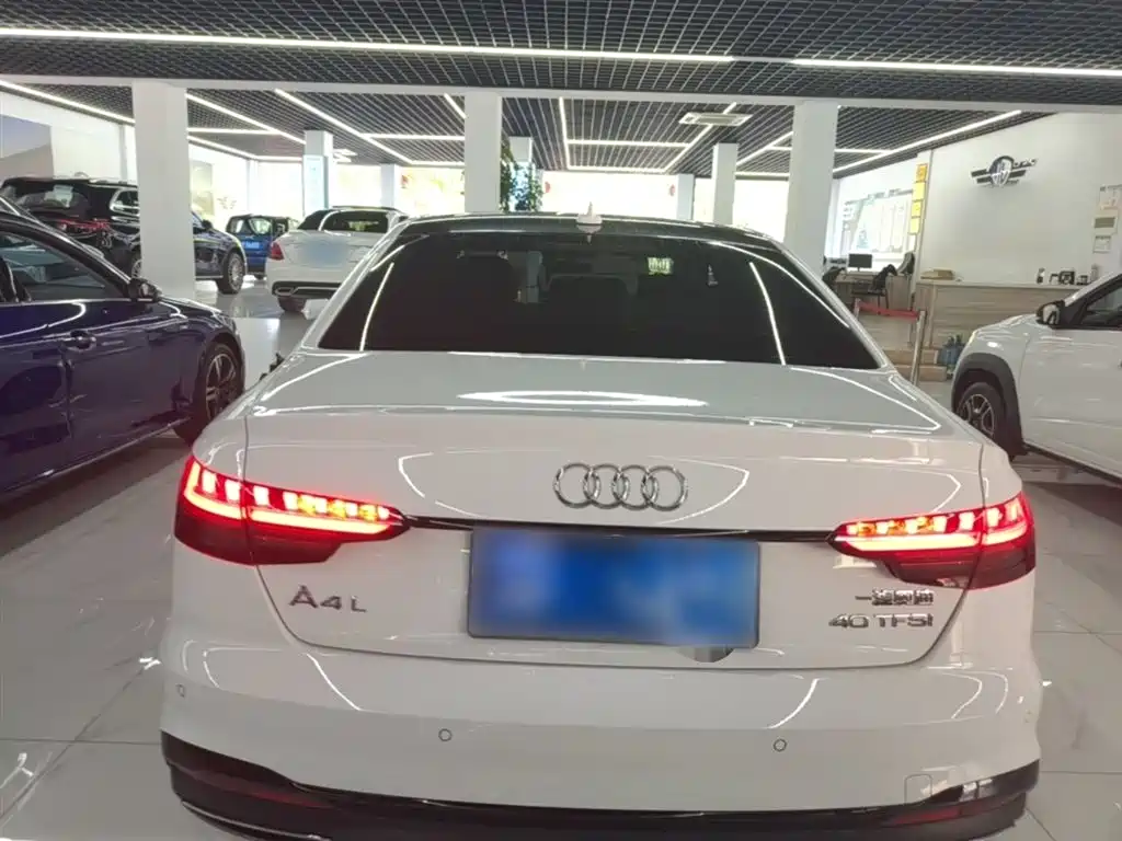 Audi A4L 2022 40 TFSI Luxury Dynamic фото 6