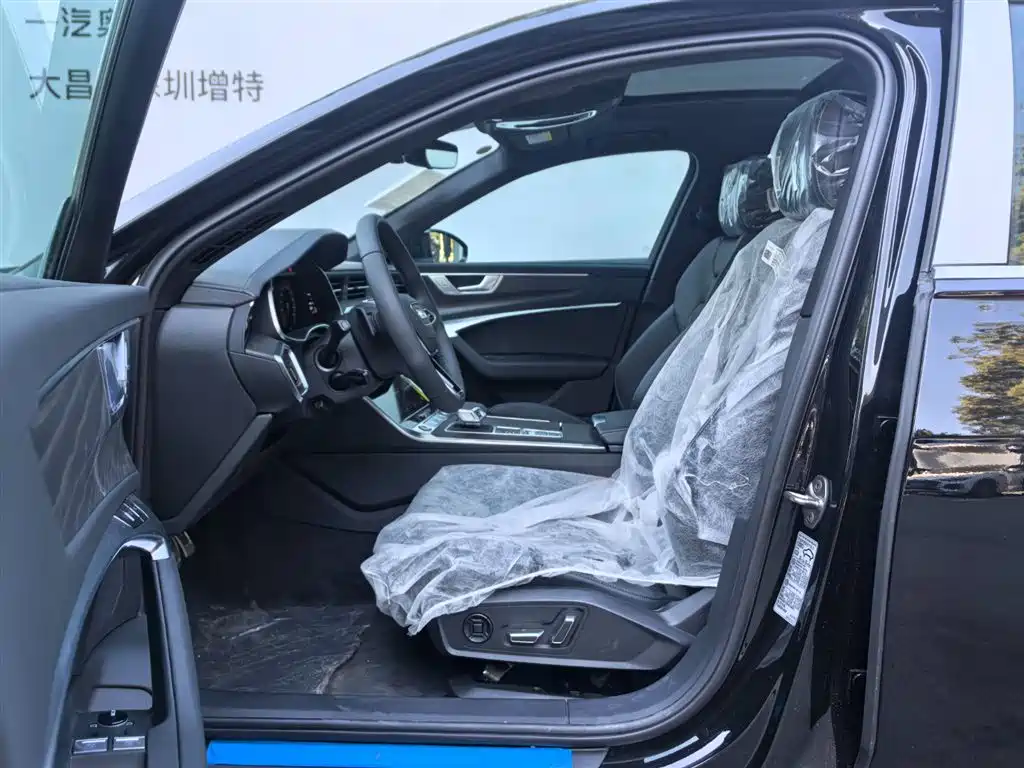 Audi A6L 2025 45 TFSI quattro Premium Sport фото 14