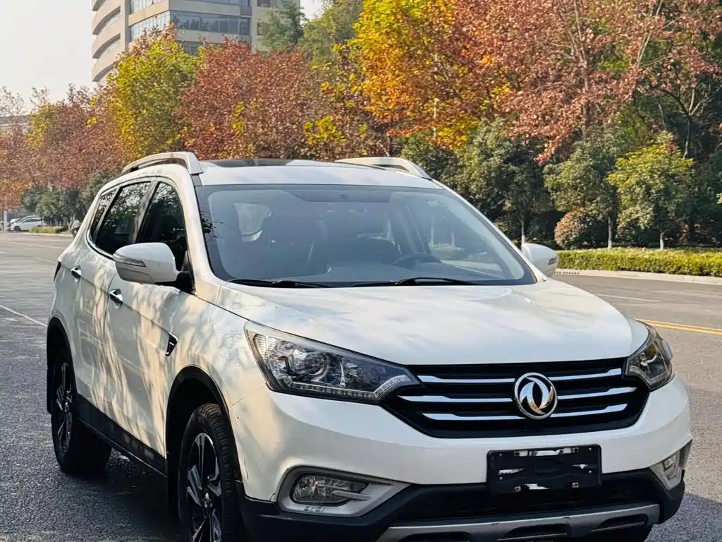 Dongfeng Aeolus Dongfeng Fengshen AX7 2016 2016 2.3L Automatic Smart Premium