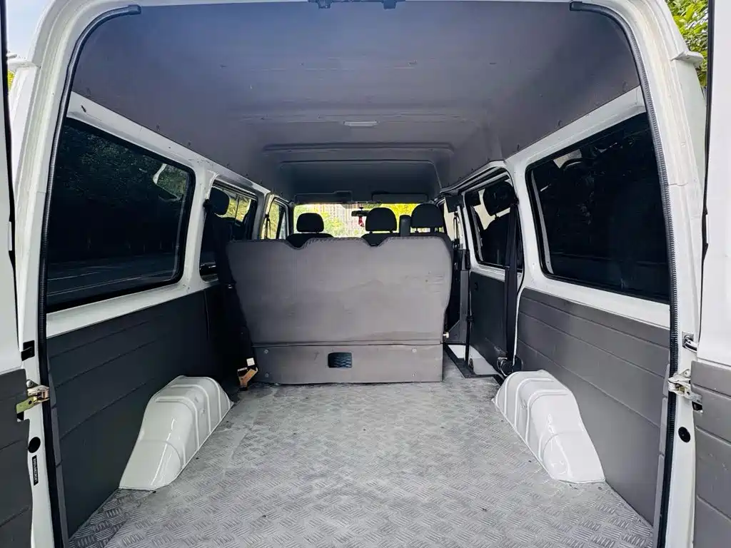 Ford Classic Transit 2014 2009 Model 2.8T Diesel Multi-purpose Short Wheelbase Low Roof JX493ZLQ3