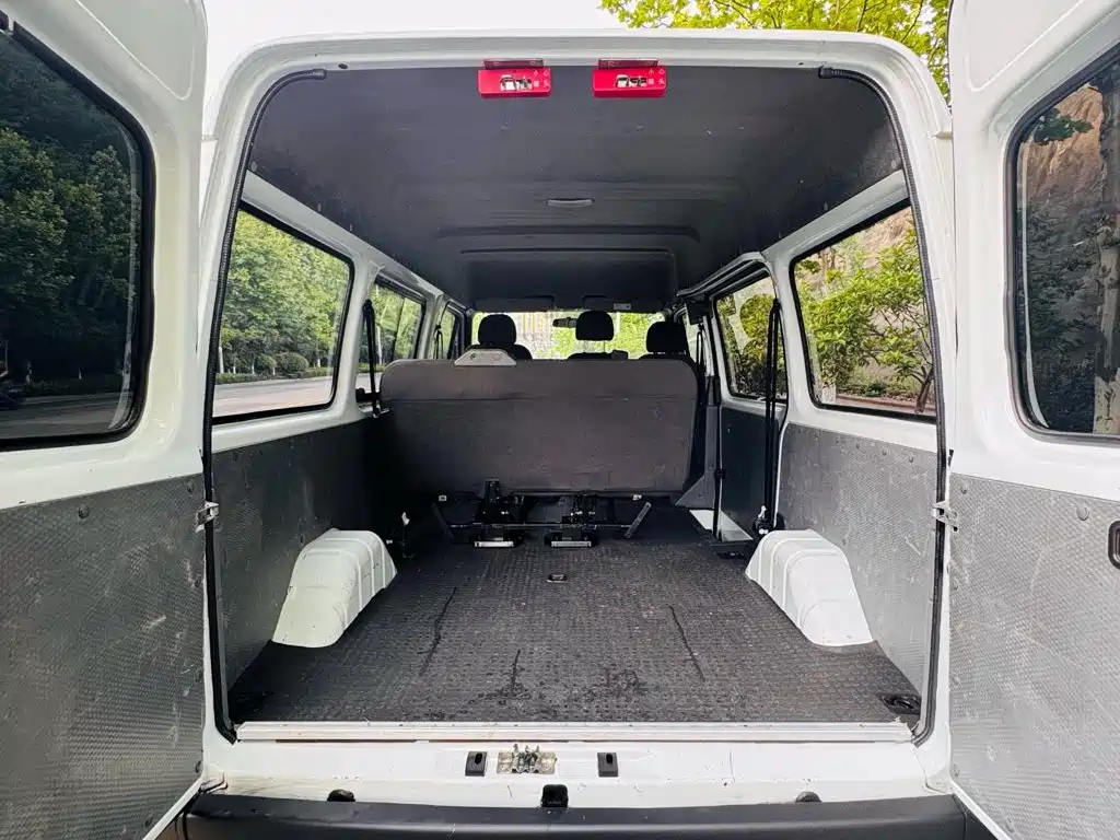 Jiangling Tesun 2020 2019 2.8T Commercial Short Wheelbase Medium Roof 6-Seater China VI JX493