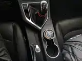 Фото 14 - Geely Vision