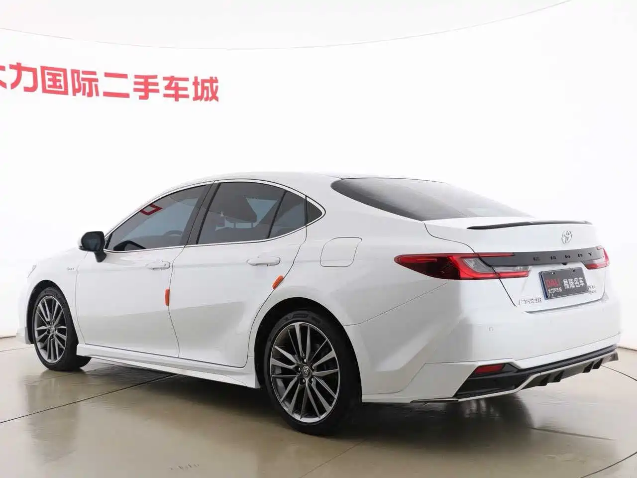 Toyota Camry 2024 Model Dual Hybrid 2.0HXS Sport Plus Edition фото 17
