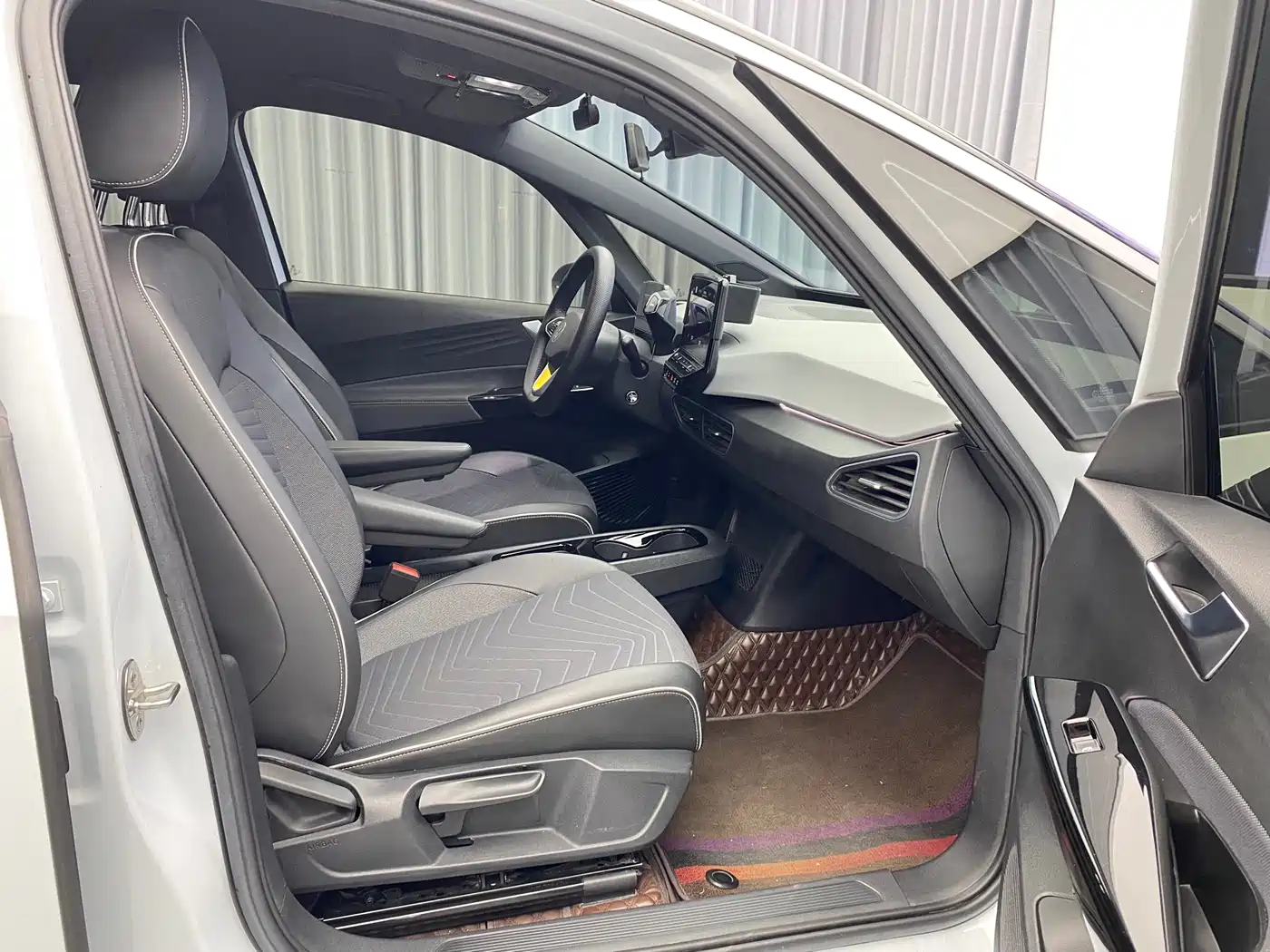 Volkswagen ID.3 2023 Upgraded Pure Intelligence Edition фото 16