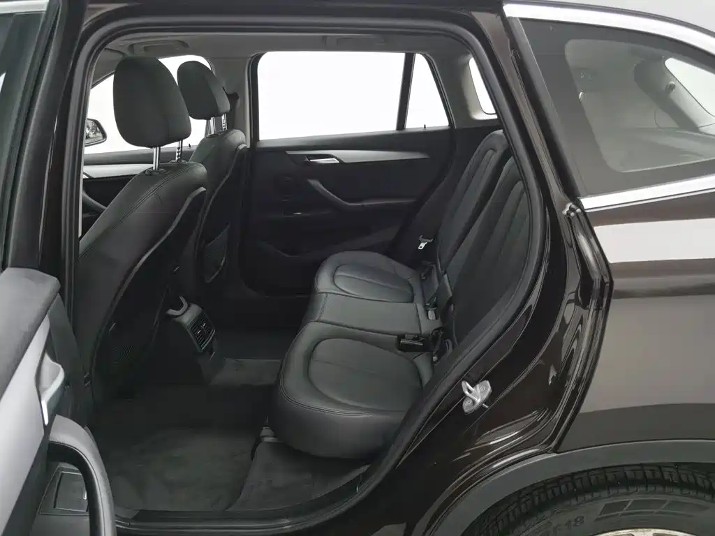 Photo 15 - BMW X1