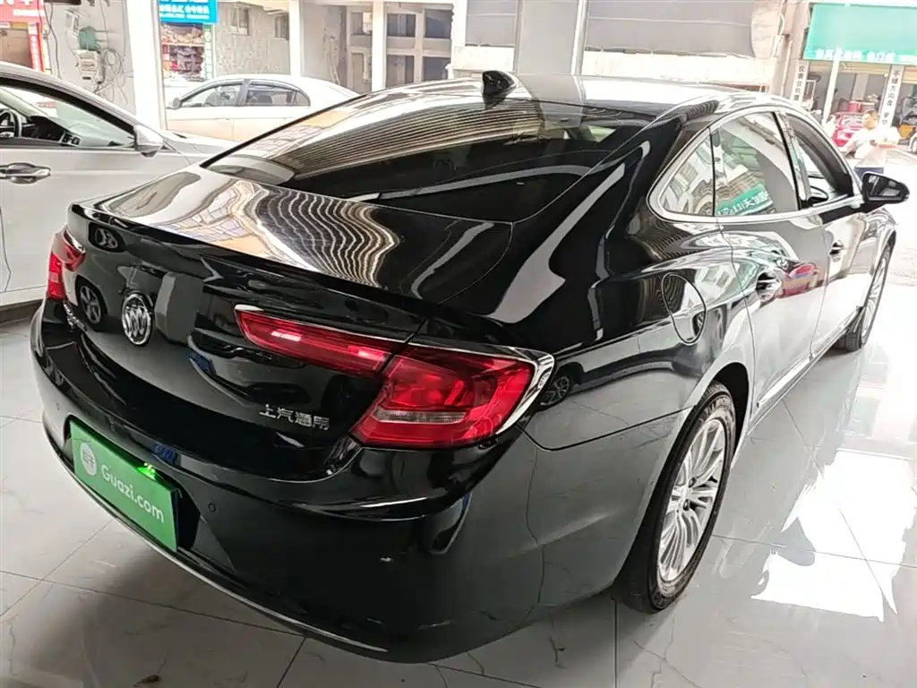 Buick LaCrosse 2018 Model 20T Elite Edition фото 7