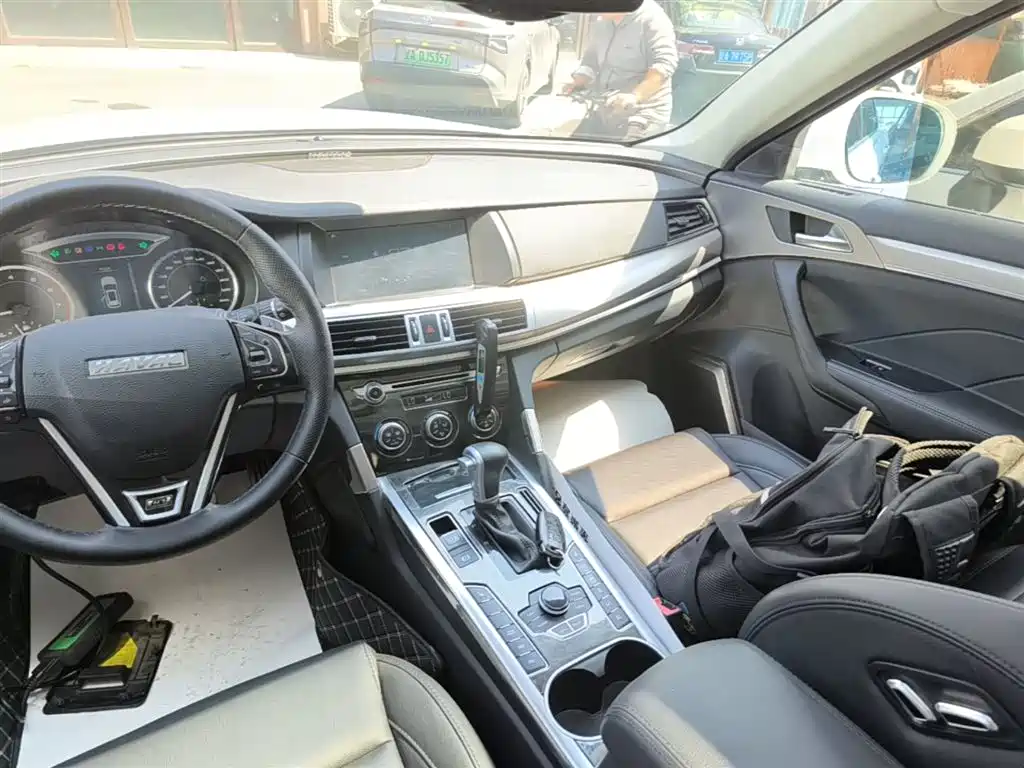 Haval H7 2017 Red Label H7 2.0T Automatic Luxury Model фото 13