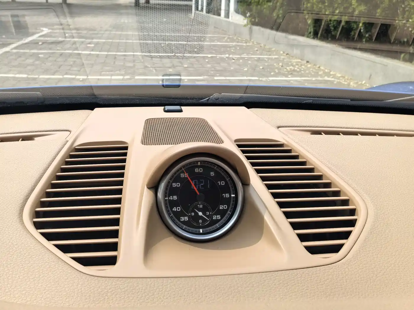 Porsche 911 2012 Carrera S 3.8L фото 10
