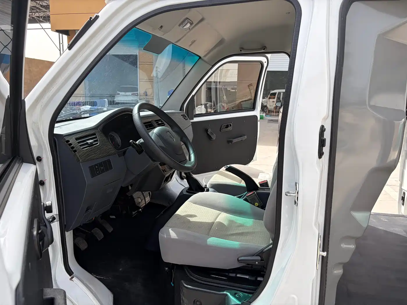 Jinbei Little Sea Lion X30 2024 2024 1.5L Fortune Panel Van 2/5-seater with Front AC