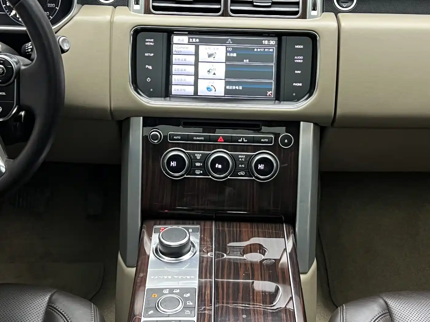Land Rover Range Rover 2016 3.0 SC V6 Vogue фото 11