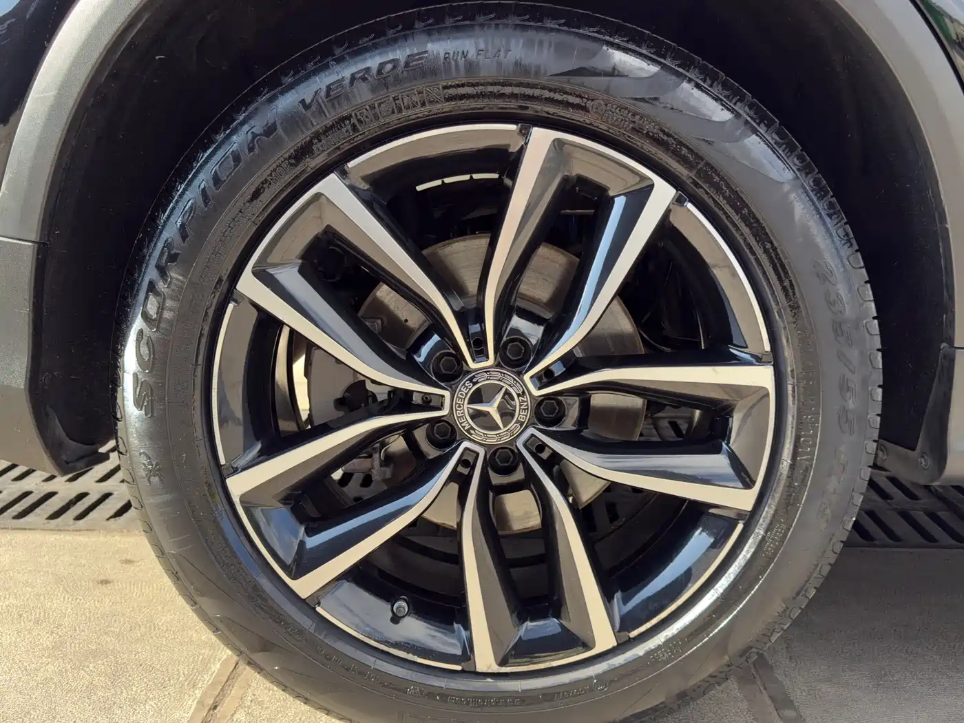 Mercedes-Benz GLC 2022 Facelift GLC 300 L 4MATIC Dynamic фото 24