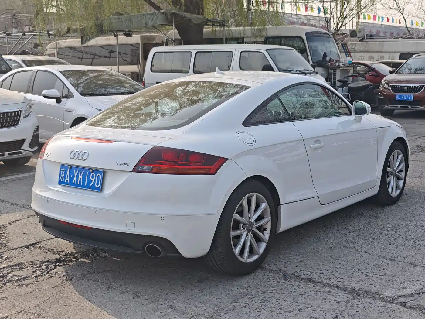 Audi TT 2011 TT Coupe 2.0TFSI фото 4