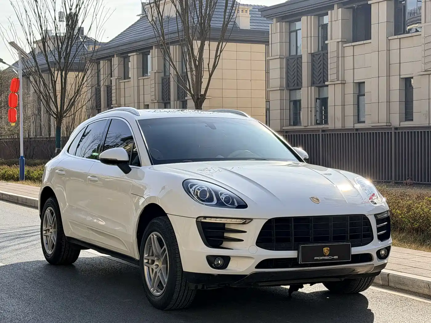 Porsche Macan 2016 Macan 2.0T фото 3