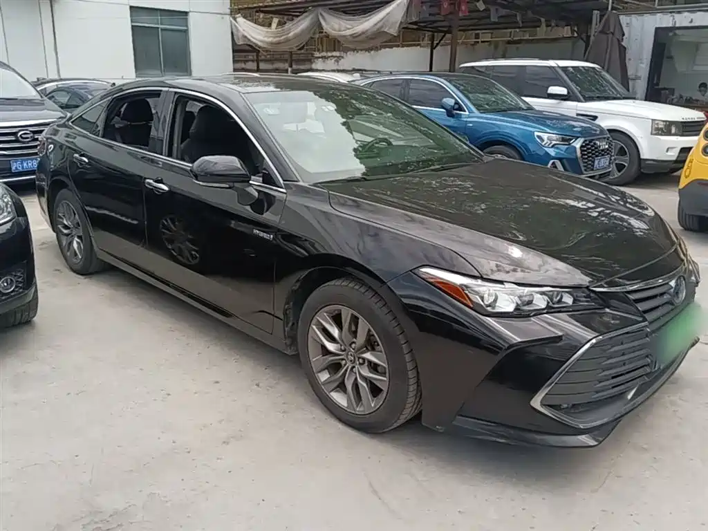 Toyota Avalon 2019 Hybrid 2.5L Luxury Edition China VI фото 4