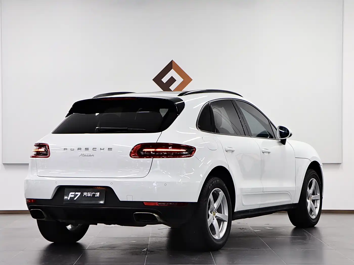 Porsche Macan 2017 Macan 2.0T фото 5