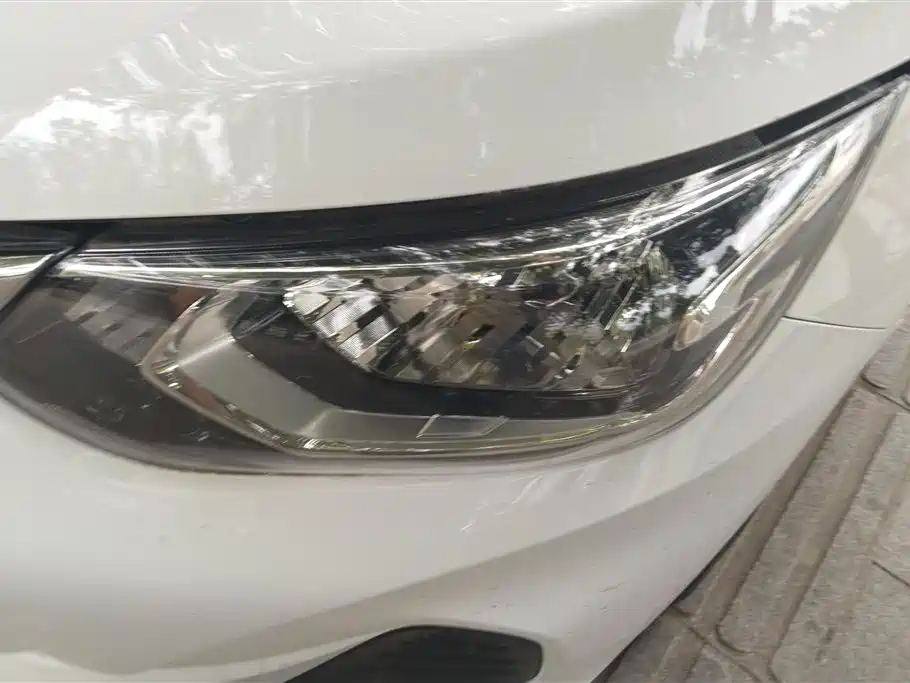 Chevrolet Cavalier 2022 325T Auto Delight Edition фото 5