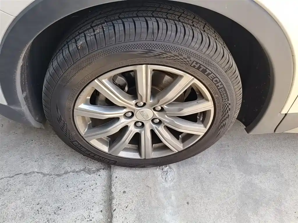Cadillac XT4 2018 28T FWD Leading Edition фото 23