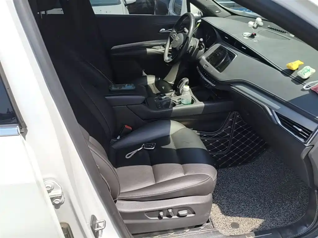 Cadillac XT4 2018 28T FWD Leading Edition фото 25