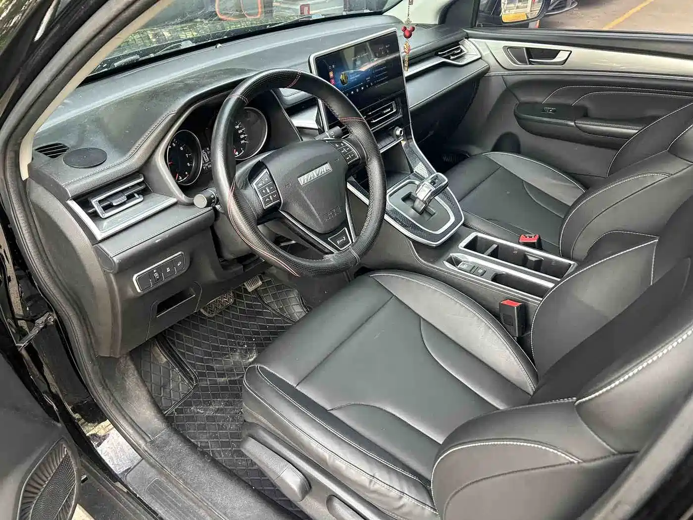 Haval M6 2023 PLUS 1.5T DCT Luxury Smart Connect фото 3