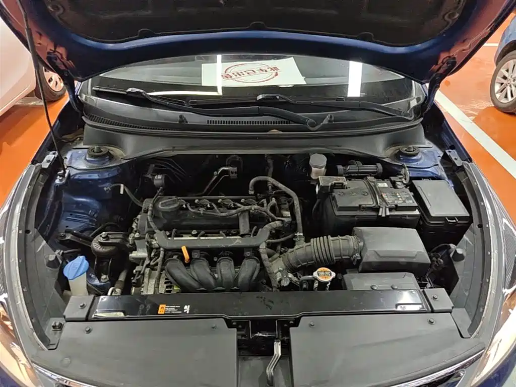 Kia KX CROSS 2017 1.4L AT GLS фото 20