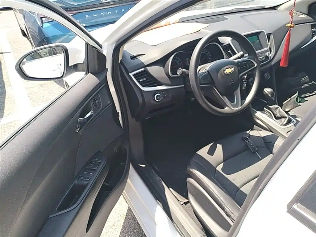 Chevrolet Cavalier 2016 1.5L Automatic Delight Edition фото 16
