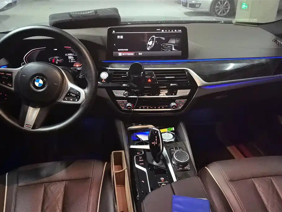 BMW 5 Series 2022 525Li M Sport Package фото 12