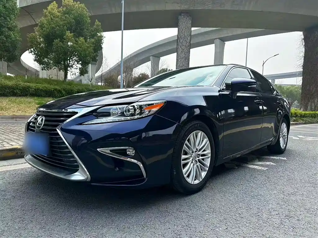 Lexus ES 2015 200 Elite Edition