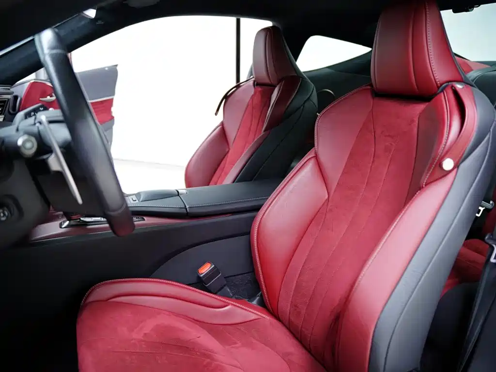 Lexus LC 2018 500h Sport Edition фото 30