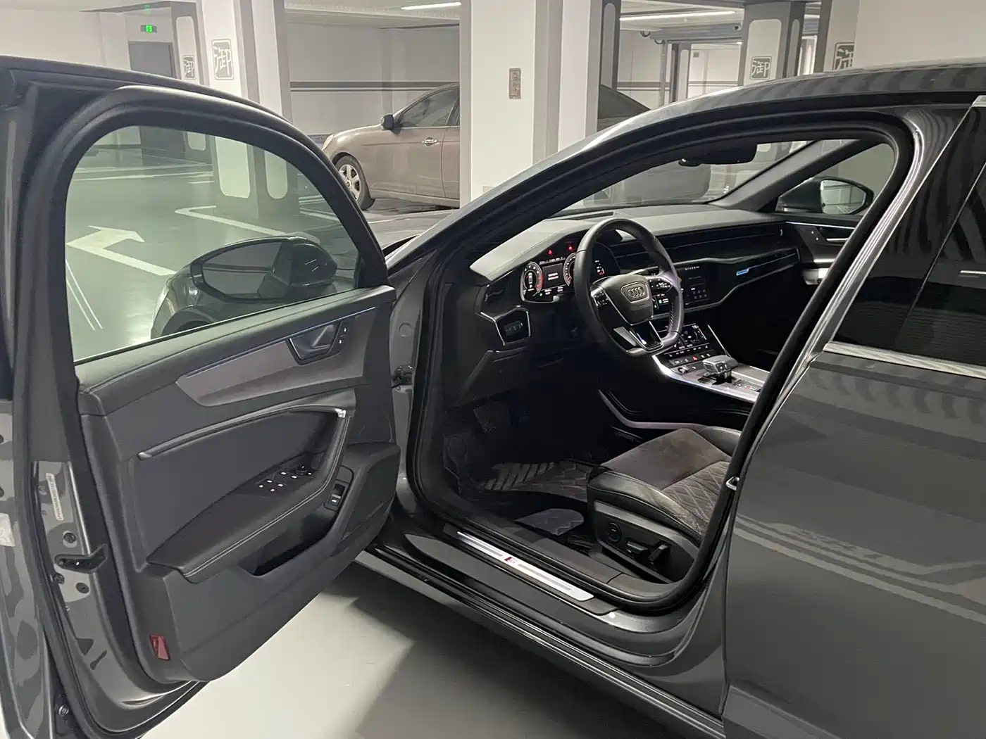 Audi A6L 2022 55 TFSI quattro Premium Elegance фото 9