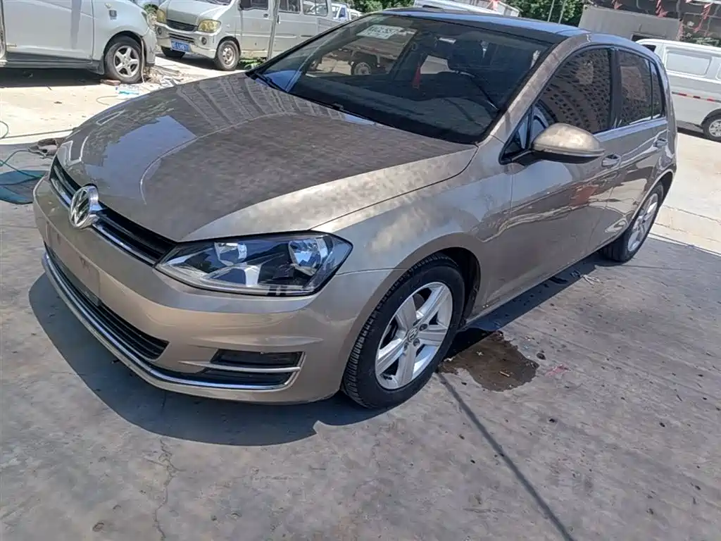 Volkswagen Golf 2015 1.4TSI Automatic Comfort фото 2