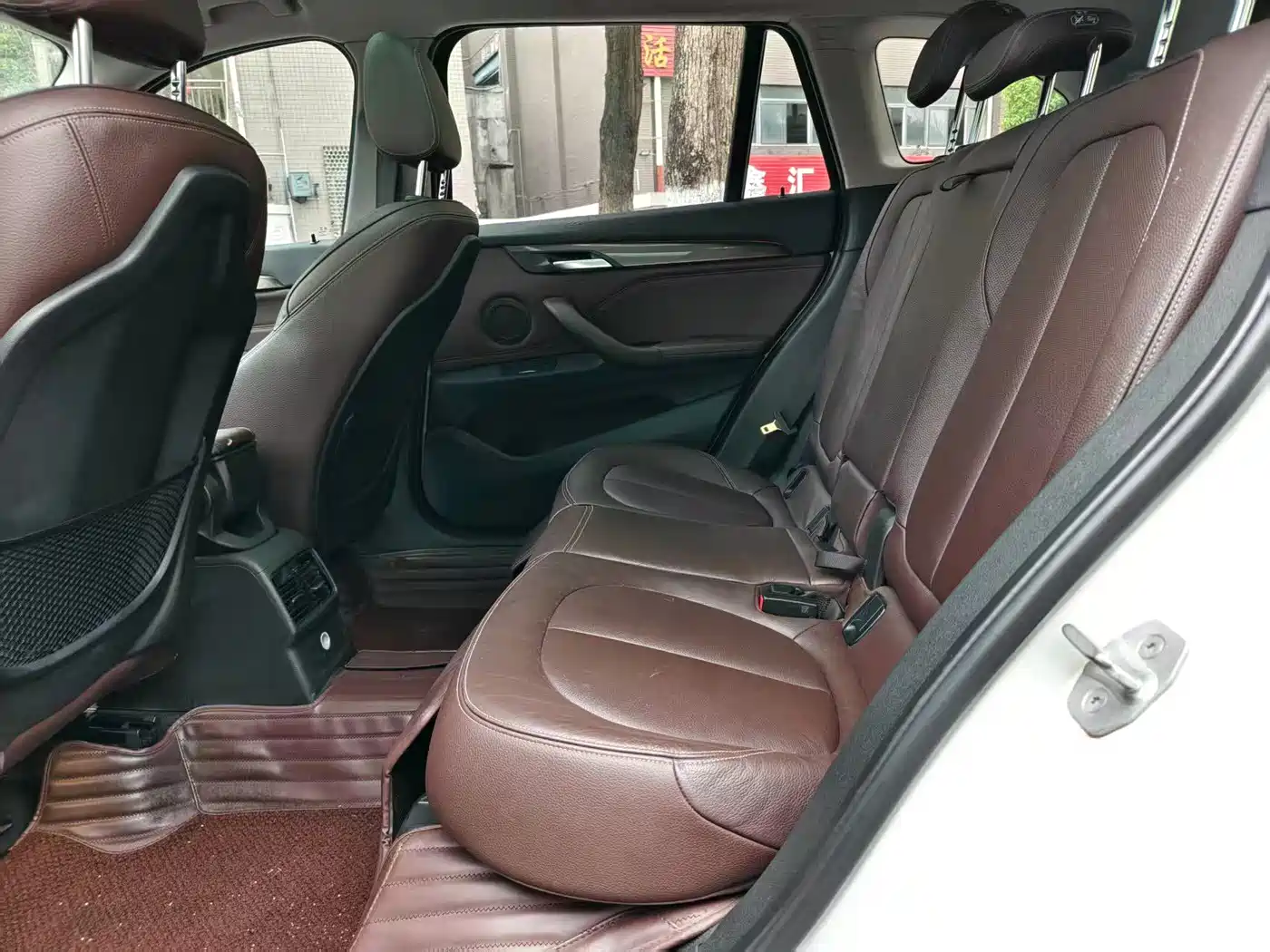 BMW X1 2018 sDrive18Li Premium Model фото 6