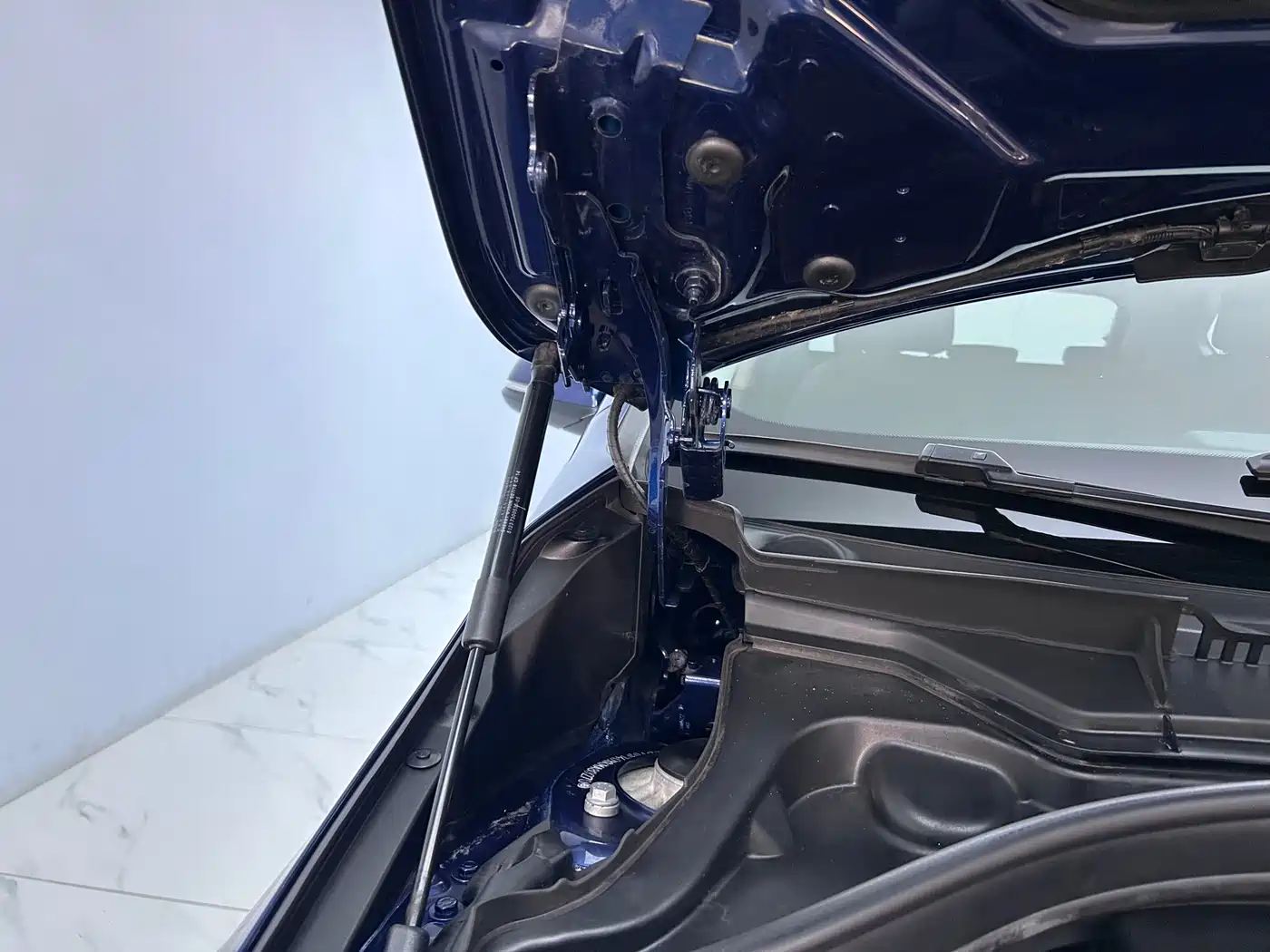 BMW 2 Series Touring 2018 218i Luxury Line фото 27