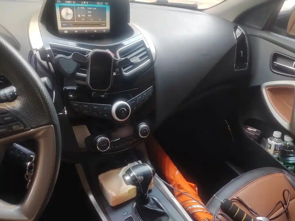 Фото 6 - Haima S5