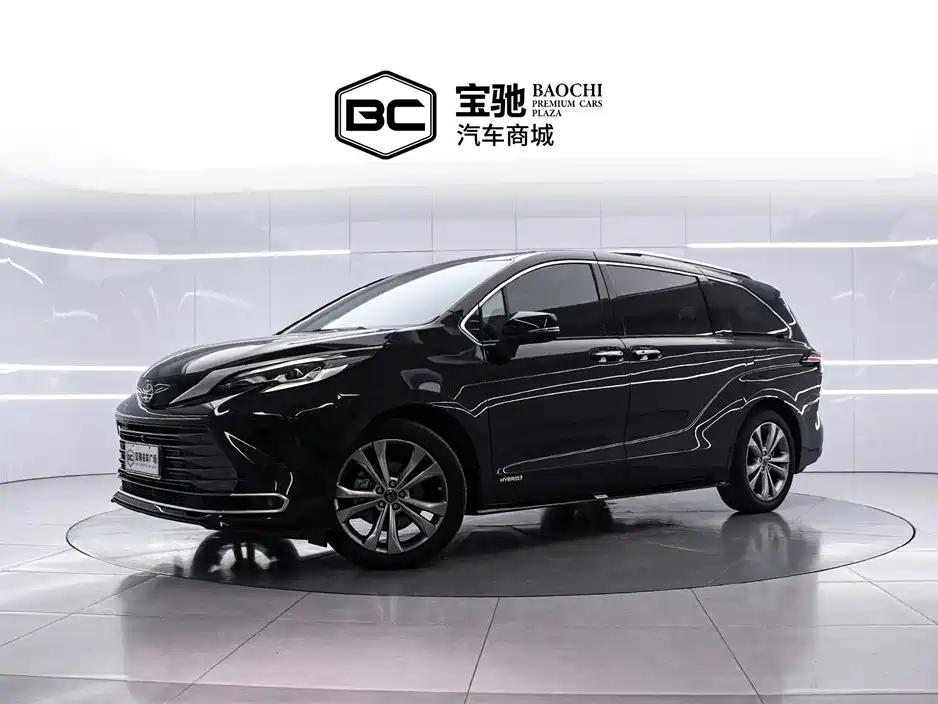 Toyota Sienna 2023 2.5L Hybrid Ultimate Edition
