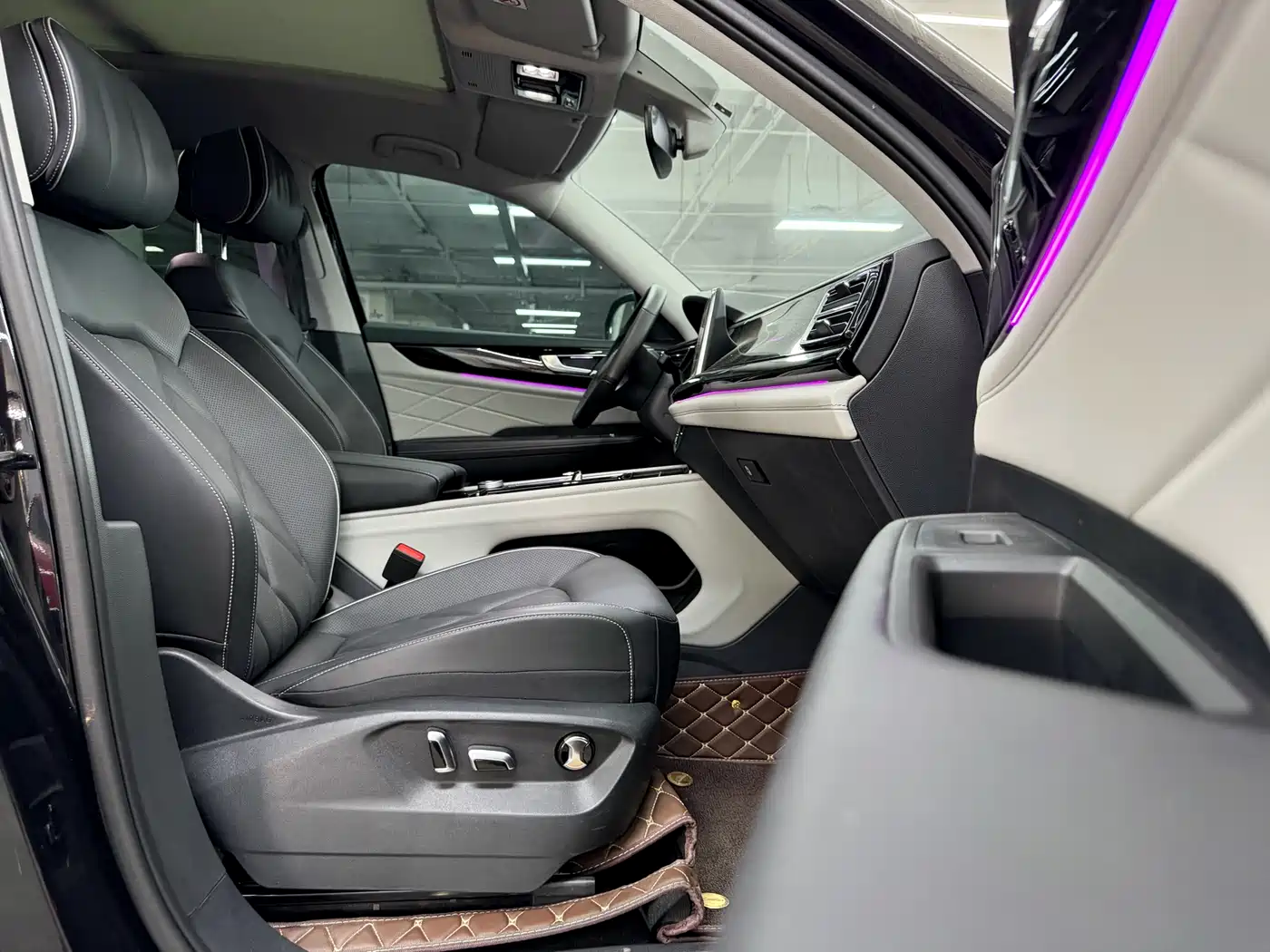 Volkswagen Teramont 2024 380TSI 4WD Prestige Flagship Edition фото 15