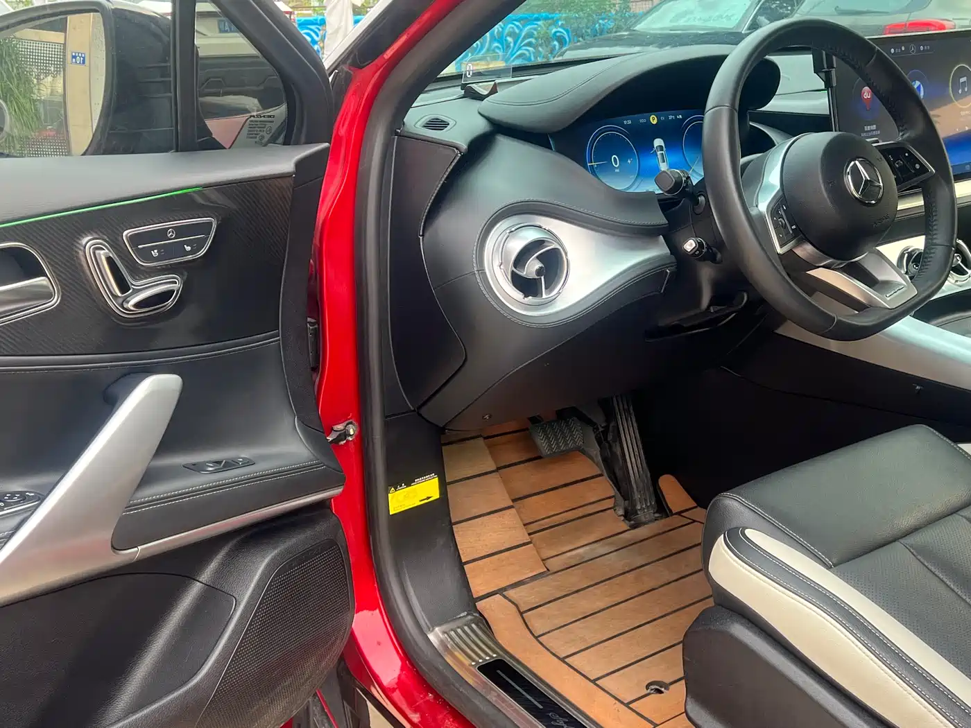 Denza X 2020 PHEV Sport Edition фото 9