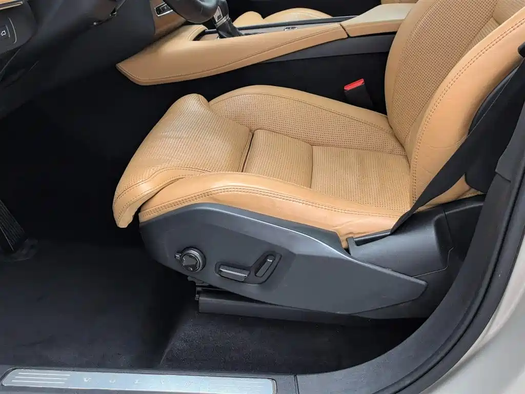 Volvo XC90 2015 T6 Inscription 7-seater фото 16