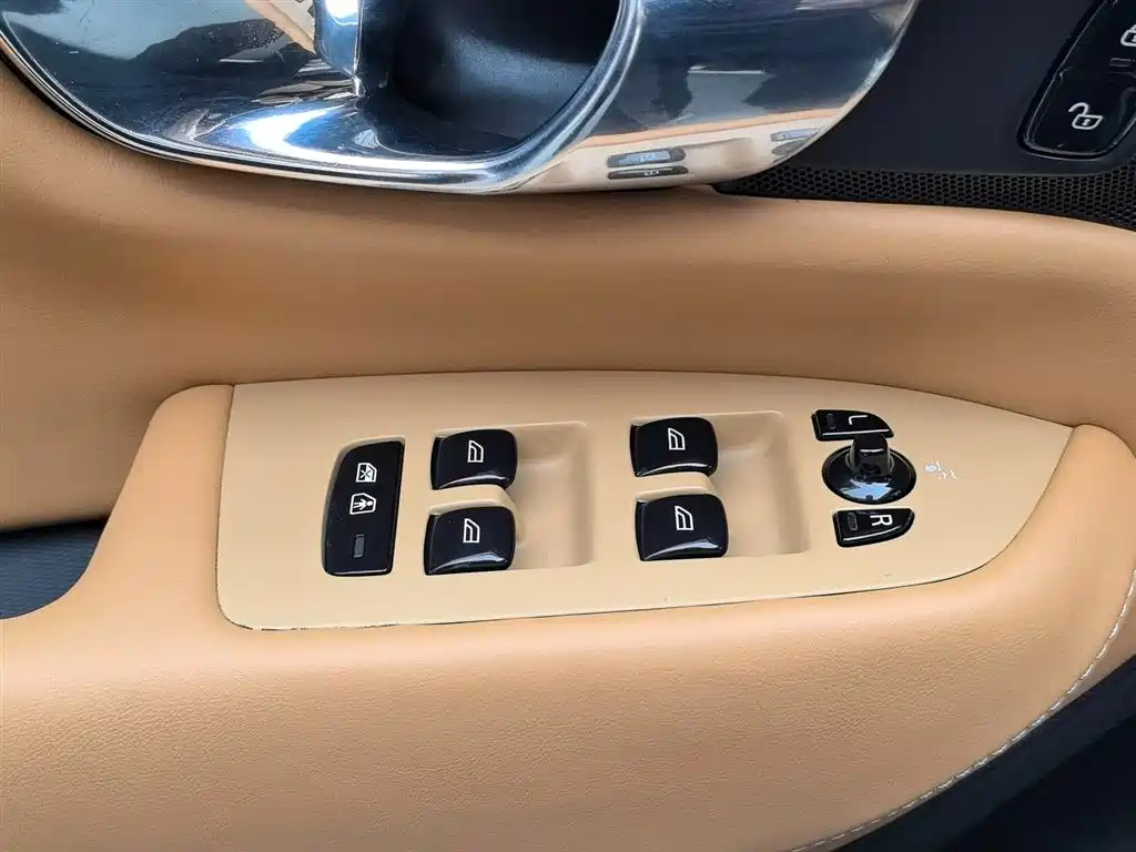 Volvo XC90 2015 T6 Inscription 7-seater фото 21