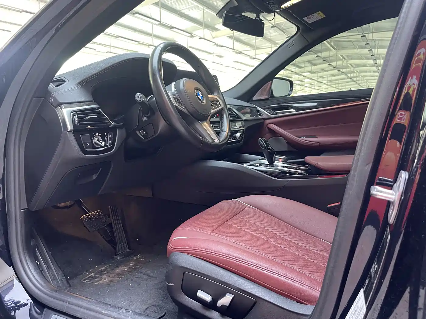 BMW 5 Series 2022 525Li M Sport Package фото 9