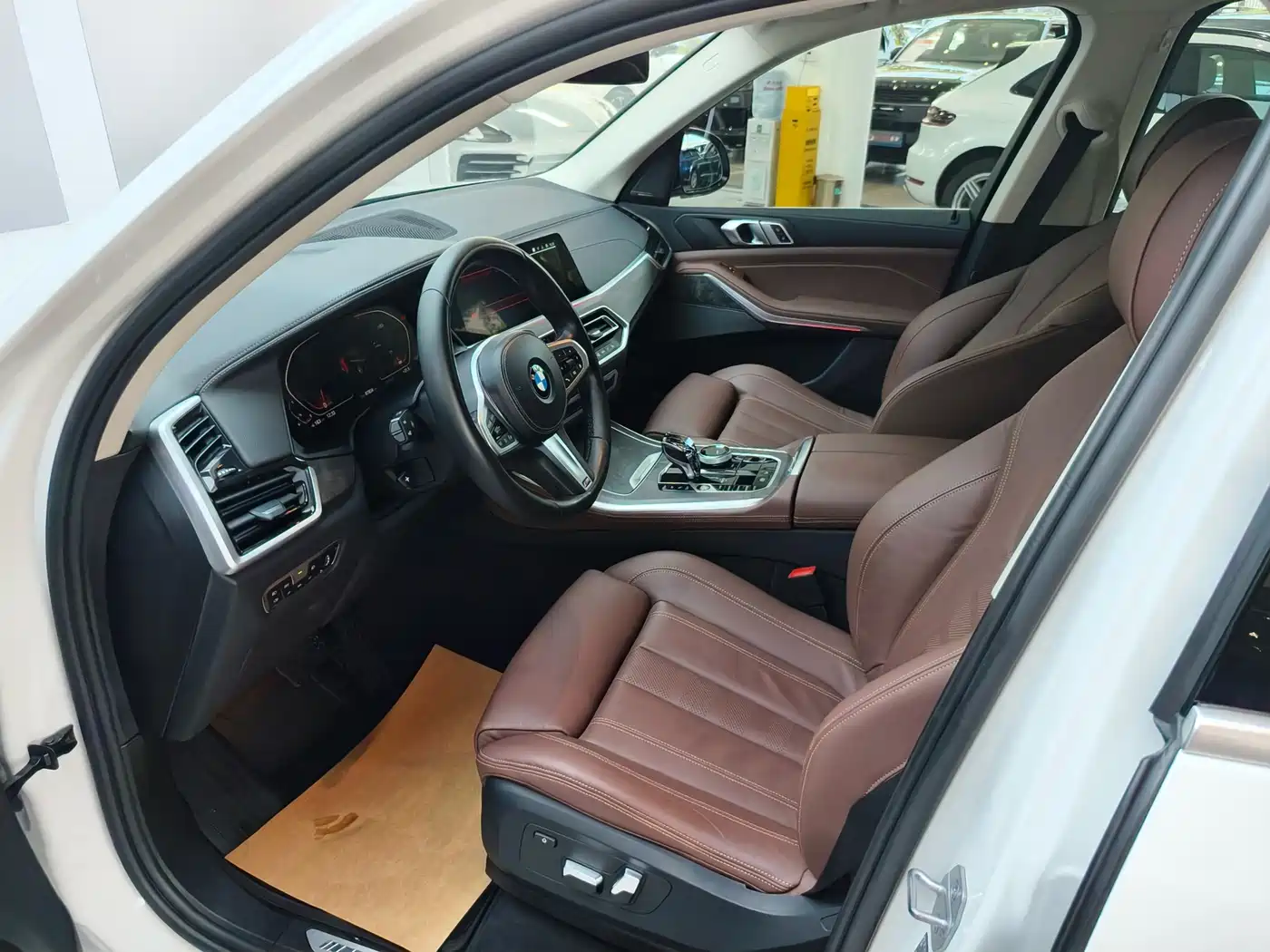 BMW X5 (Import) 2021 xDrive40i M Sport Package фото 3