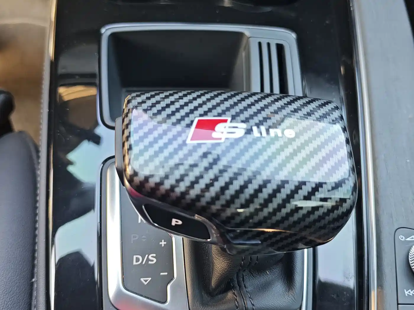 Audi A4L 2023 40 TFSI Luxury Sport фото 11
