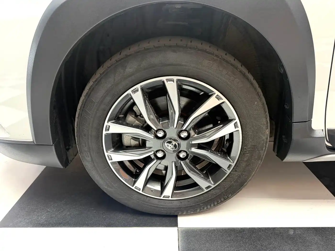 Toyota Yaris, миниатюра 5