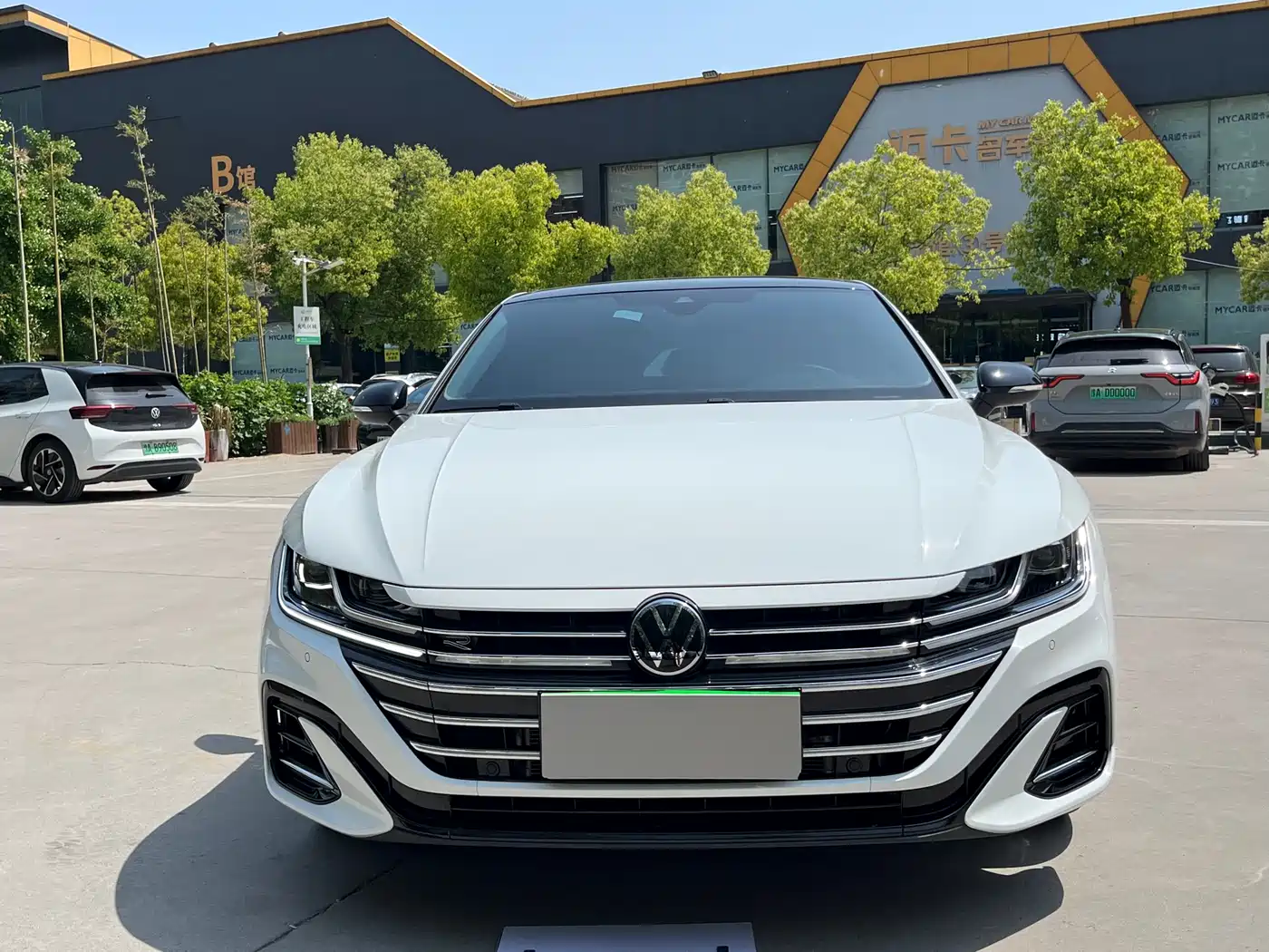 Volkswagen FAW-Volkswagen CC 2024 380TSI Eye-catching Public Sharing Edition фото 17