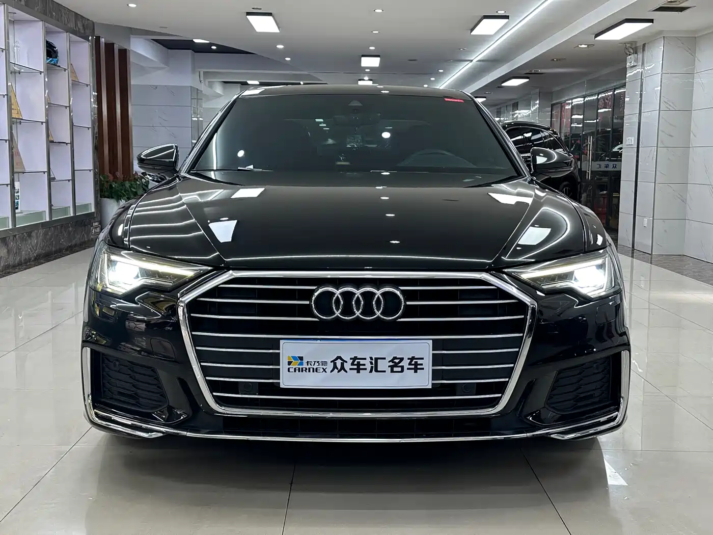 Audi A6L 2021 40 TFSI Luxury Sport фото 2