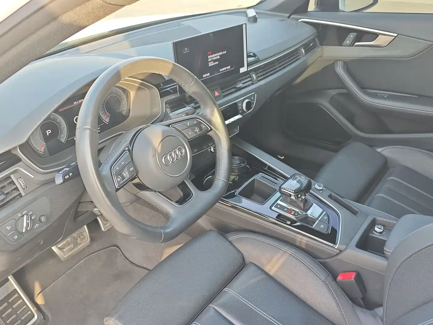 Audi A4L 2023 40 TFSI Luxury Sport фото 9