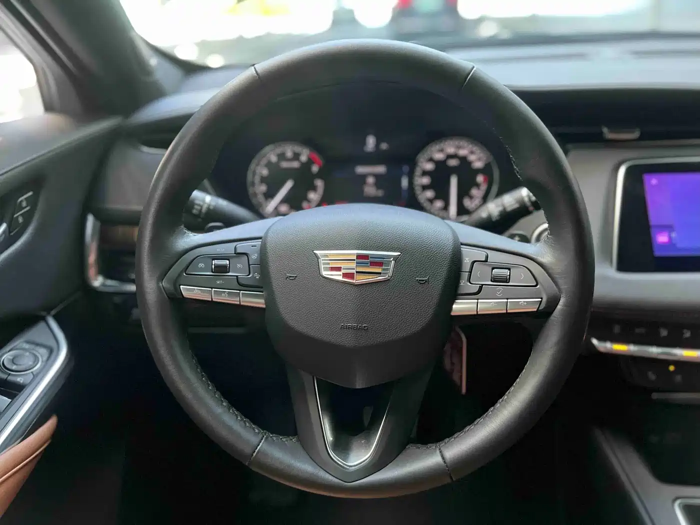 CADILLAC XT4