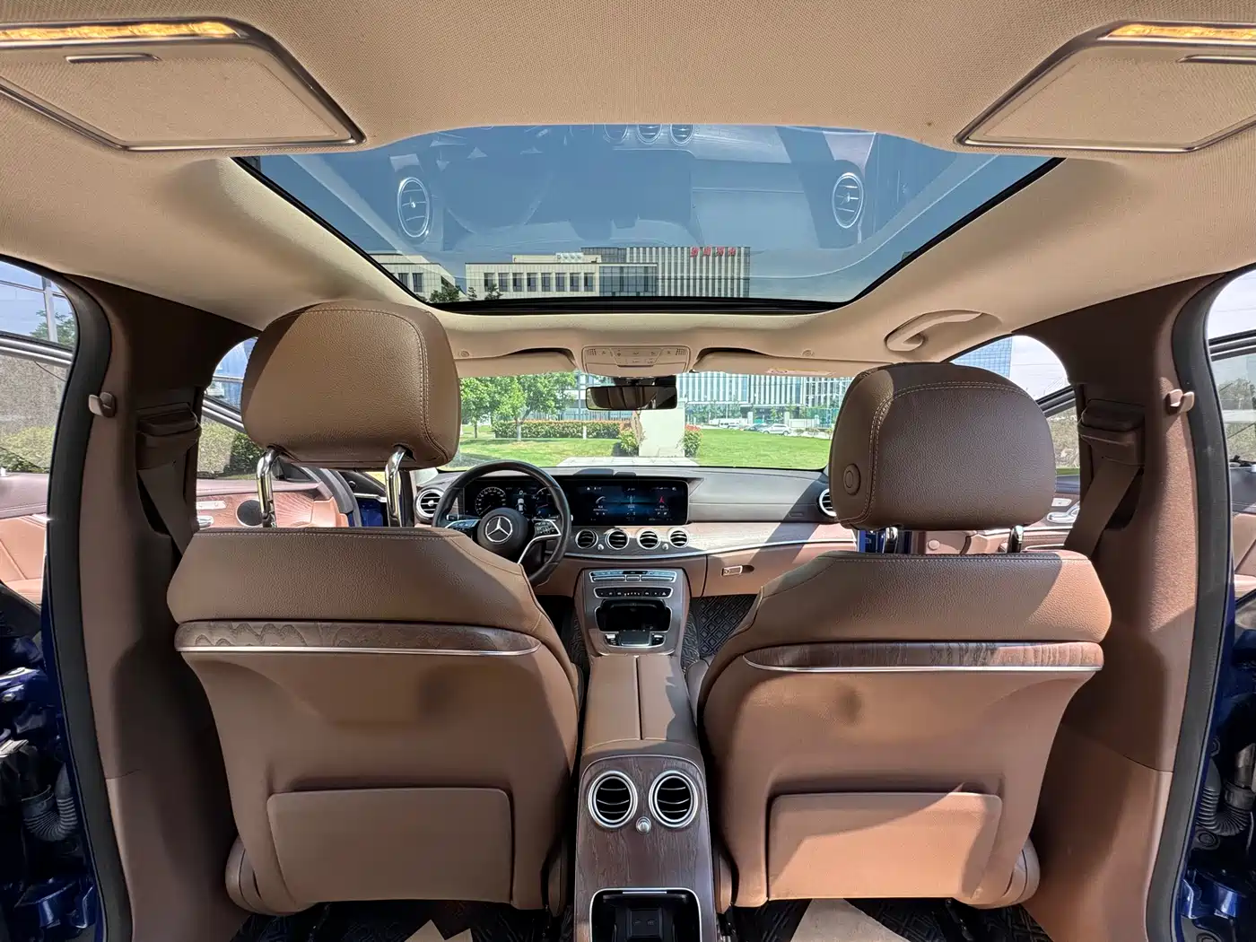 Mercedes-Benz E-Class 2021 E 300 L Fashion фото 26