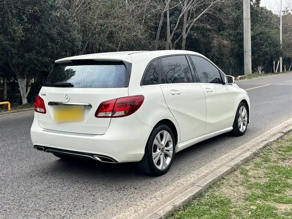 Mercedes-Benz B-Class 2017 B 200 Dynamic фото 20