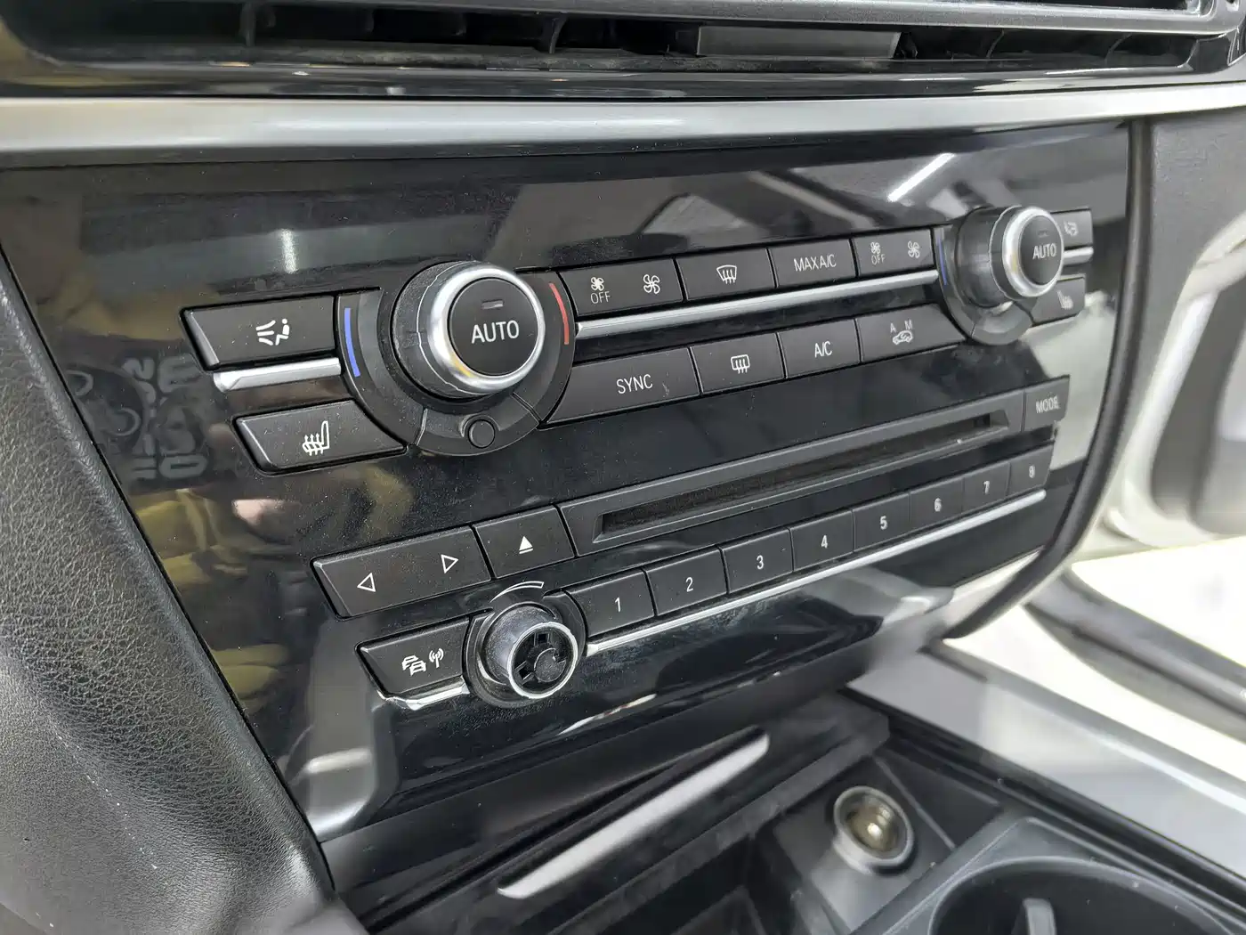 BMW X5 (Import) 2018 xDrive35i M Sport Model фото 8